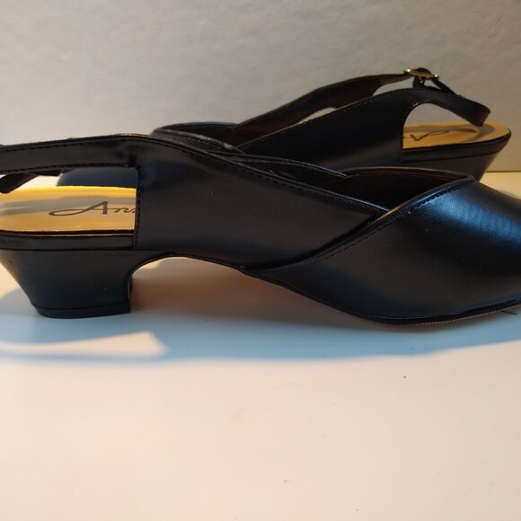 Annie Shoes Diane 8.5M Low Heel Sling Back Closed Toe Black Kid Smooth New - Picture 4 of 7